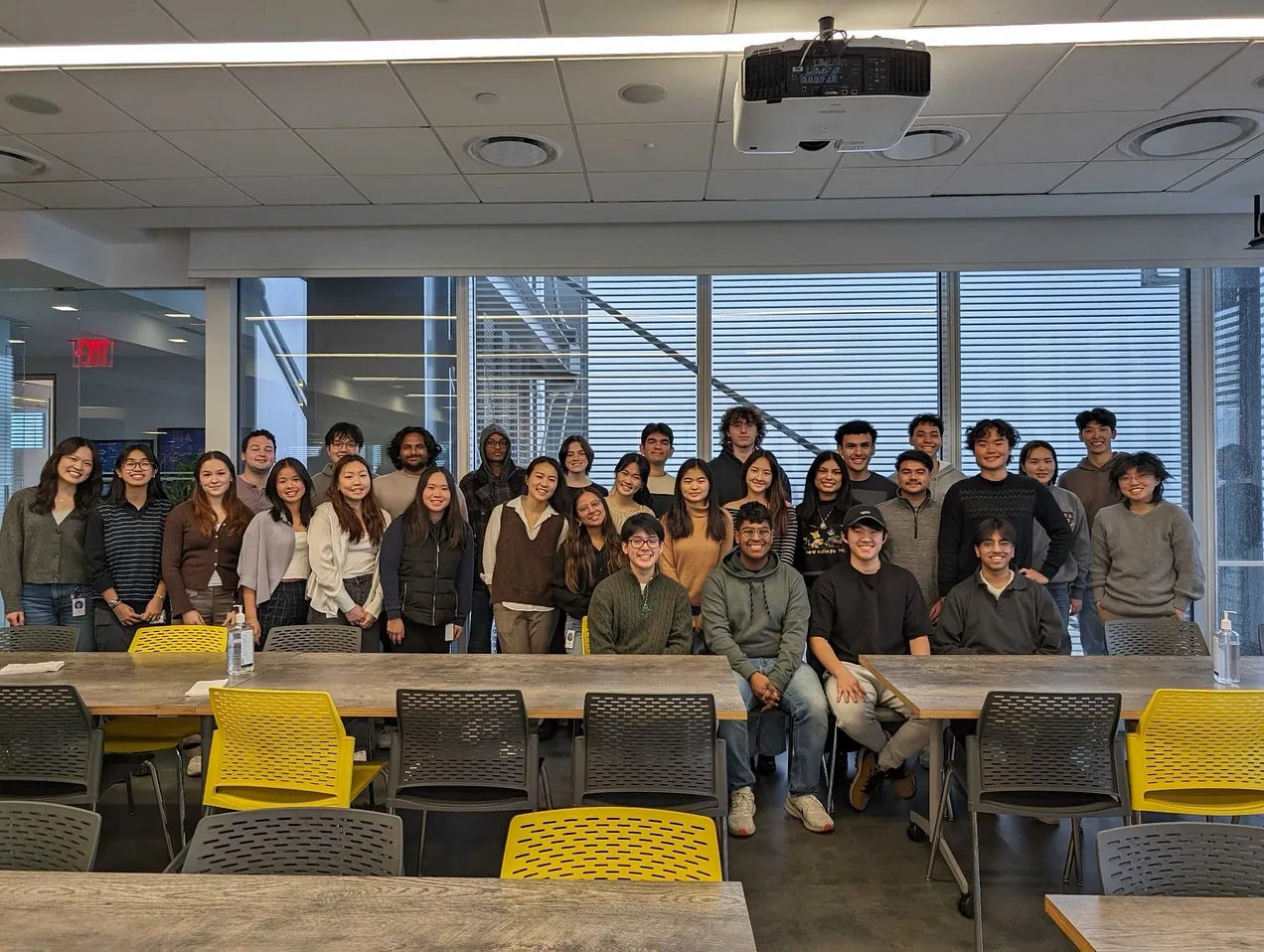 Winter Intern Cohort! Met so many amazing people here too, from interns to FTEs. Finished the internship with many memories and learnings - thanks to the entire team at Datadog!